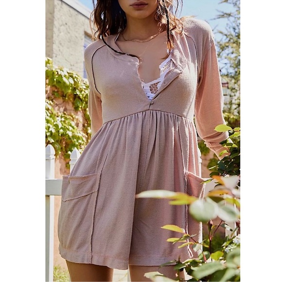 NWOT Free People Hello Sun Romper in Dusty Rose. 021 - Picture 2 of 6